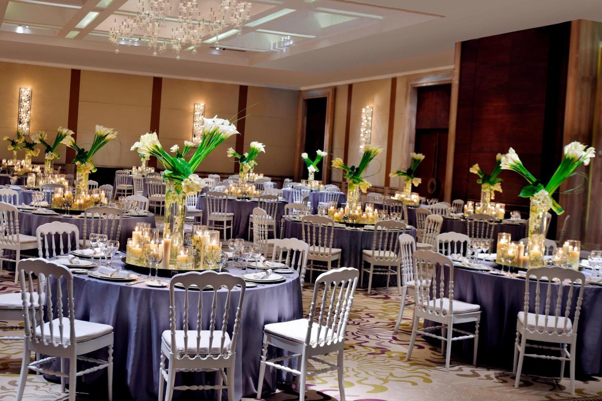 Renaissance Cairo Mirage City Hotel Exteriör bild The ballroom